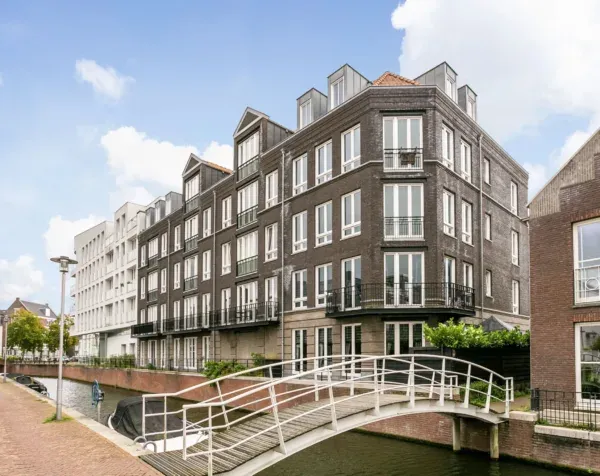Appartement te koop: Dr. R. van Lutterveltstraat 46, Op Buuren Maarssen