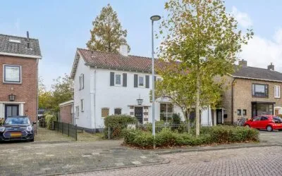 Vrijstaande woning te koop: Dr. Schaepmanstraat 37, Stationsbuurt Tiel