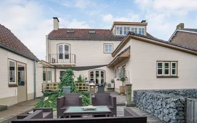 Vrijstaande woning te koop: Dr. Schaepmanstraat 6, Stationsbuurt Tiel