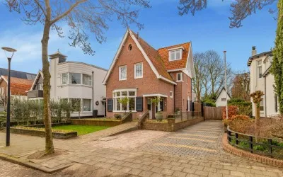 Vrijstaande woning te koop: Dr. Schuitstraat 36, Vondellaan Beverwijk