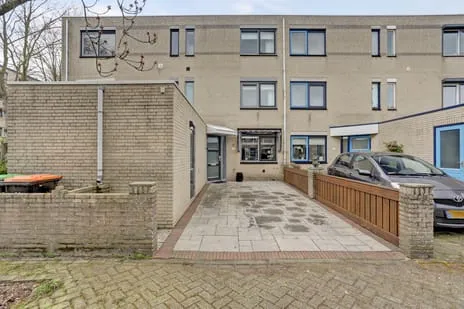 Tussenwoning te koop: Dr. W. Dreesstraat 165, Rijnsoever-West Katwijk (Zh)
