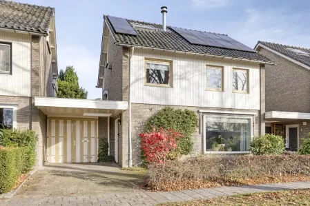 Tussenwoning te koop: Dr. Zamenhoflaan 214, Enschede