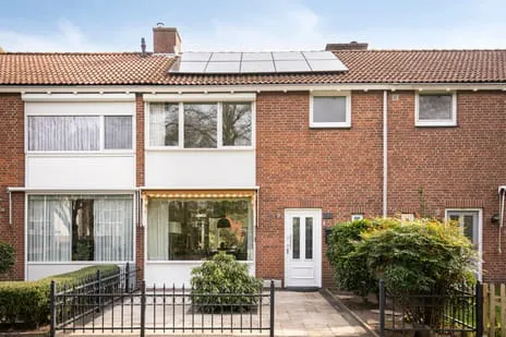 Tussenwoning te koop: Dr Cuyperslaan 136, Rapenland Eindhoven