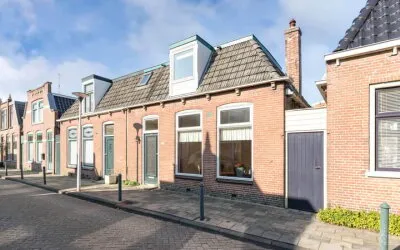 Tussenwoning te koop: Dr Jelle Bangastraat 28, Franeker Bloemketerp en Watertorenbuurt Franeker