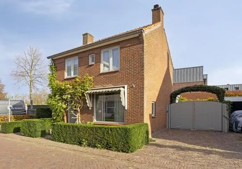Vrijstaande woning te koop: Dr van Wamelstraat 19, Oirschot-Centrum Oirschot