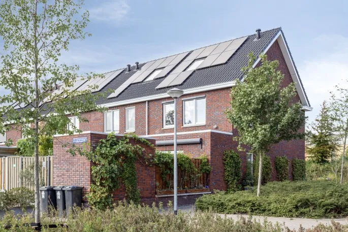 Hoekwoning te koop: Dr Zamenhofpad 56, Wetenschappersbuurt Schiedam
