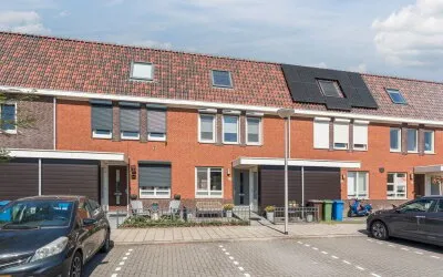 Tussenwoning te koop: Draaistok 34, Draaistok Boskoop