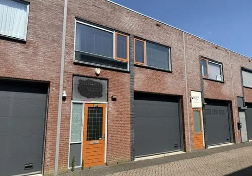 Tussenwoning te huur: Dragonder 28B, Verspreide huizen Turfbergse Heide Nederheide Valkenswaard
