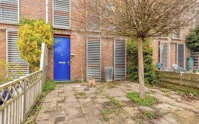 Tussenwoning te koop: Drakenstein 25M, Zuidwijk Rotterdam