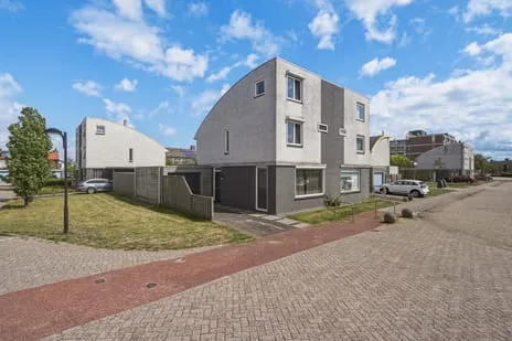 Twee-onder-één-kap te koop: Dreesstraat 28, Paauwenburg Zuidoost Vlissingen
