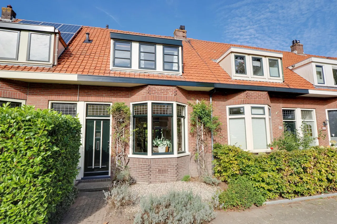 Tussenwoning te koop: Drieboomlaan 249, Hoorn