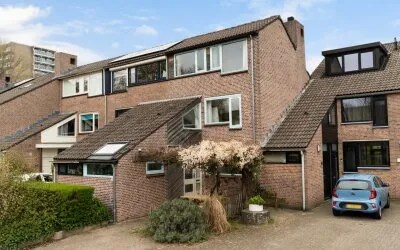 Tussenwoning te koop: Driehoek 25, Dordrecht