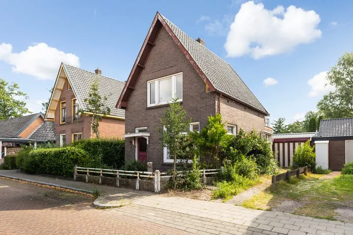 Vrijstaande woning te koop: Driehuizerweg 33, Driehuizen Apeldoorn
