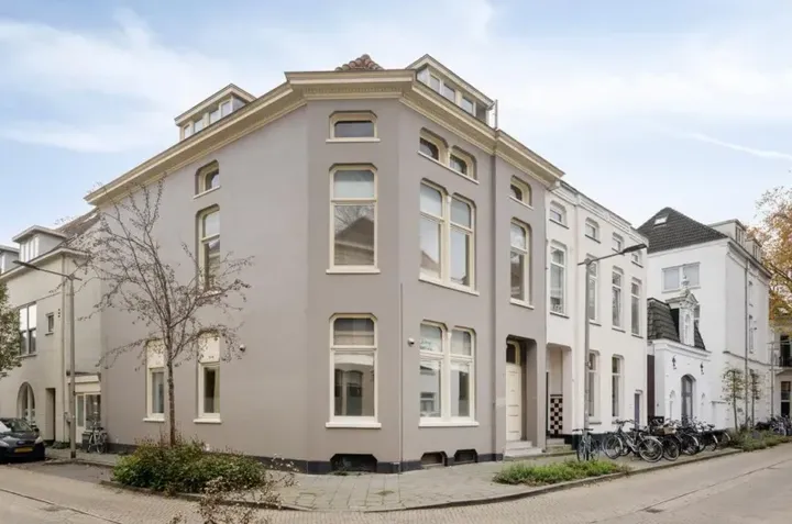Studio te koop: Driekoningendwarsstraat 60-6, Spijkerbuurt Arnhem