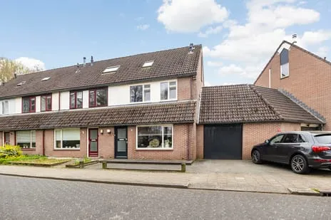 Tussenwoning te koop: Driemaster 7, Schepenbuurt Veenendaal