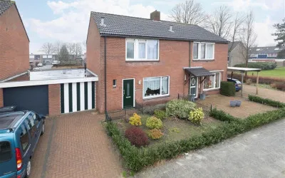 Tussenwoning te koop: Driemolenslaan 27, Muntendam-oost Muntendam