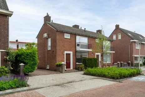 Twee-onder-één-kap te koop: Drienerweg 66, Walhof-Roessingh Enschede