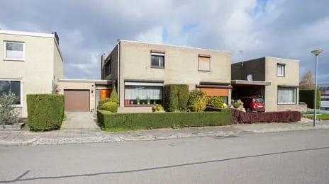 Tussenwoning te koop: Driessenstraat 46, Abdissenbosch Landgraaf