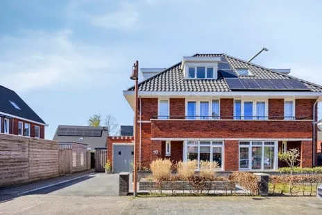 Twee-onder-één-kap te koop: Drogerij 10, Omg. KVL Oisterwijk
