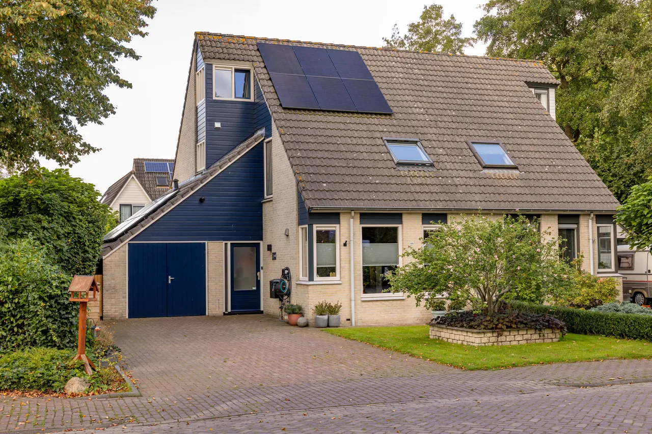 Twee-onder-één-kap te koop: Drostenstraat 68, Zuidwolde
