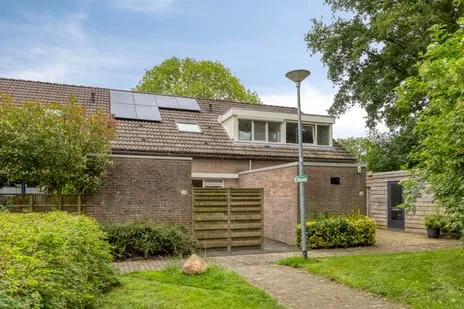 Tussenwoning te koop: Druwerbrink 136, Bargeres Emmen