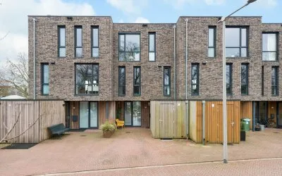 Tussenwoning te koop: Ds. Bechtlaan 13, Monnikenhuizen Arnhem