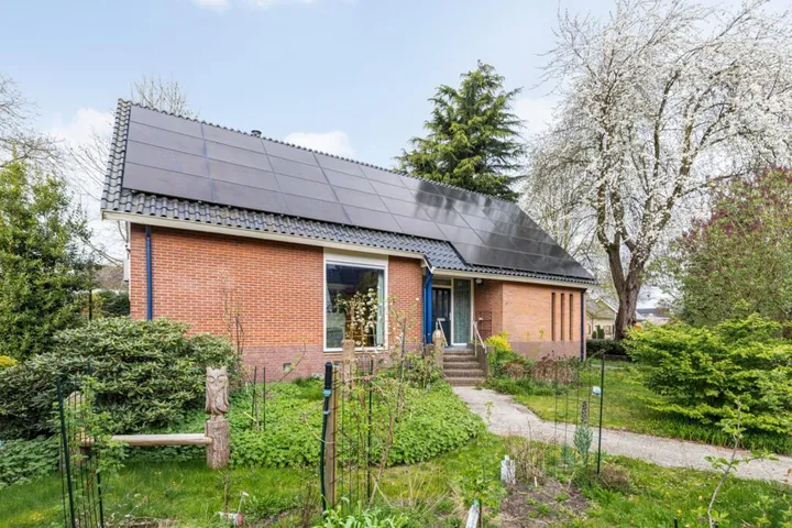 Vrijstaande woning te koop: Ds. C.Keersstraat 68, Lemelerveld kern oost Lemelerveld