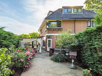 Tussenwoning te koop: Ds. Nahuyslaan 31, Patijnpark Zeist