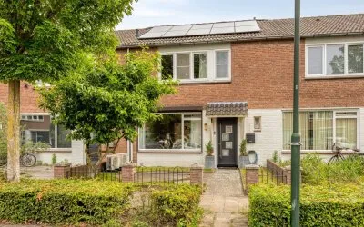 Tussenwoning te koop: Ds. Talmastraat 8, Veghel Zuid 1 Veghel
