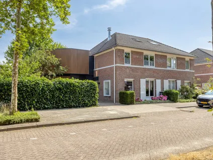 Hoekwoning te koop: Dubbeldamstraat 12, Huibeven Midden Tilburg