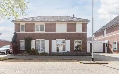 Tussenwoning te koop: Dubbeldamstraat 30, Huibeven Midden Tilburg