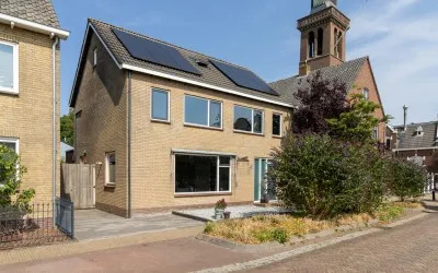 Vrijstaande woning te koop: Dûbelestreek 18, Dronryp Midden Dronryp
