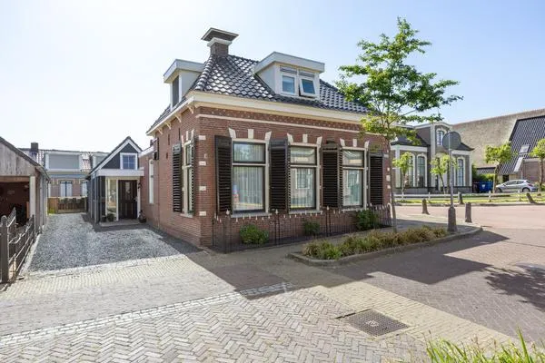 Vrijstaande woning te koop: Dûbelestreek 41, Dronryp Midden Dronryp