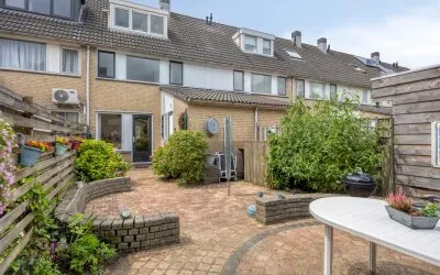 Tussenwoning te koop: Dubloen 158, Kersenboogerd-Zuid - Buurt 33 04 Hoorn