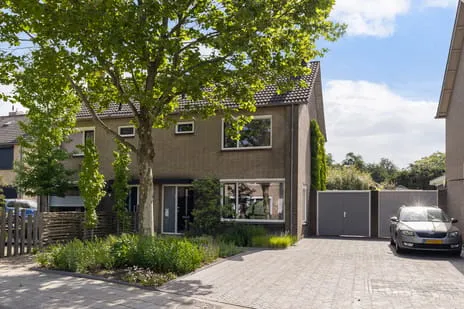 Vrijstaande woning te koop: Duifhuis 24, Paasbos-oost Nijkerk