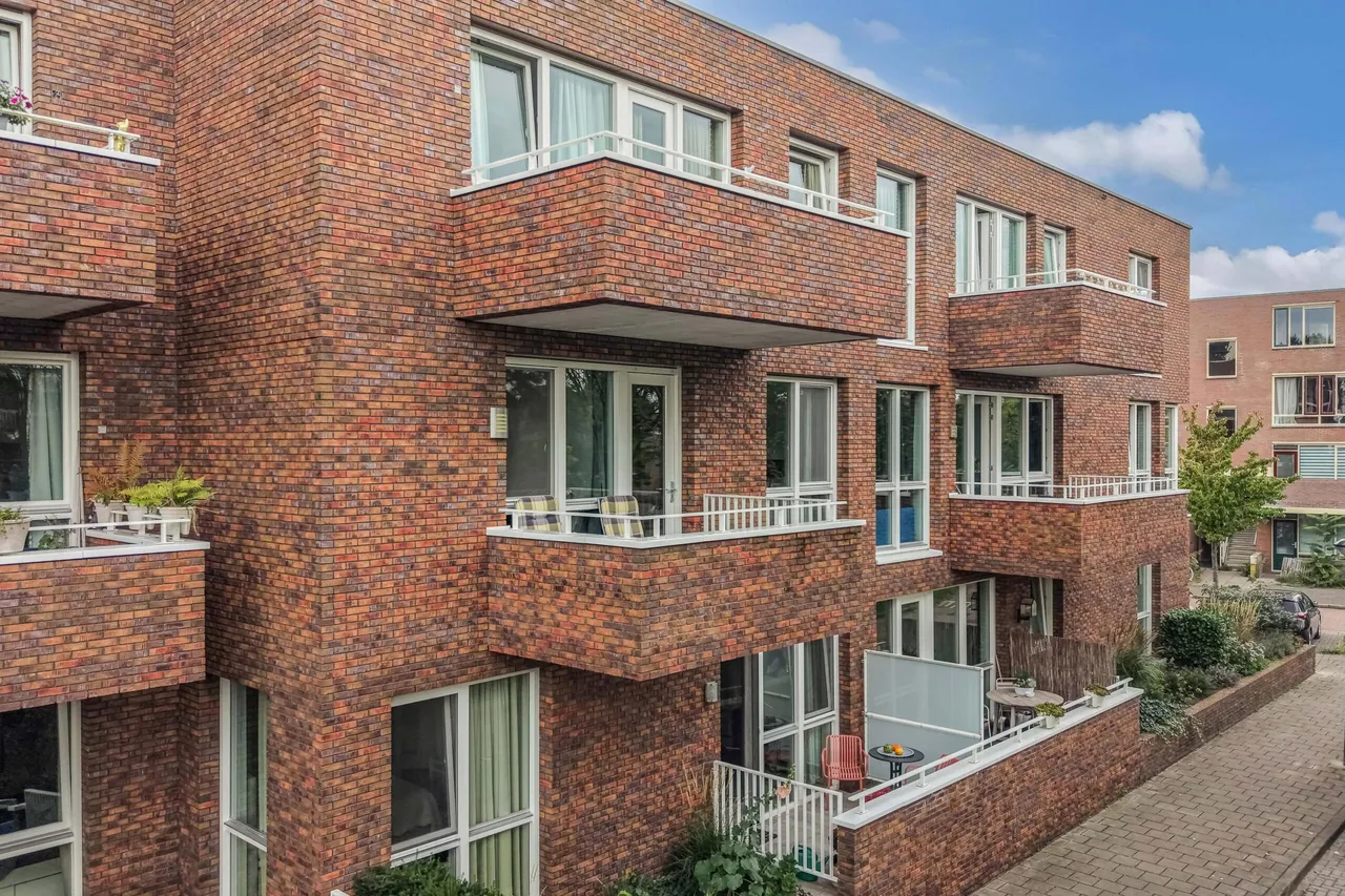 Appartement te koop: Duiker 89, Huizen