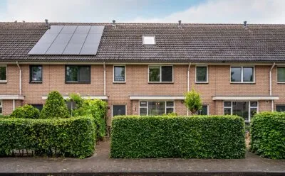 Tussenwoning te koop: Duinbeek 106, Landerijen Noord/West Lelystad