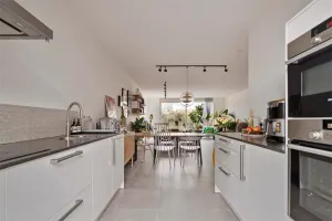 Huurwoning: Duinbeekstraat in Almere - €2.850 per maand