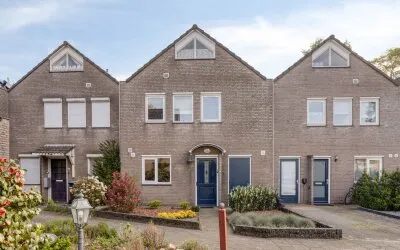 Tussenwoning te koop: Duinbergenstraat 5, Kom Nuland Nuland