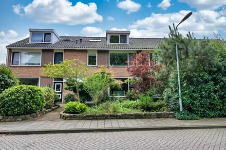 Tussenwoning te koop: Duindoornweg 6, Schoorl met Bregtdorp Schoorl