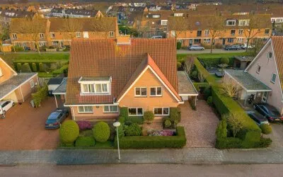 Twee-onder-één-kap te koop: Duinenburg 12, Hoofddorp