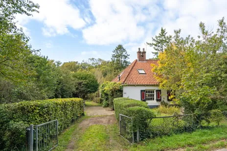 Twee-onder-één-kap te koop: Duinlustweg 42, Overveen-West Overveen