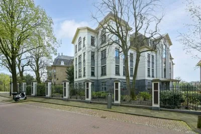 Appartement te koop: Duinweg 97, Van Stolkpark en Scheveningse Bosjes 'S-Gravenhage