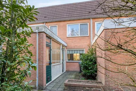 Tussenwoning te koop: Duivenhof 9, Hoogerheide Made