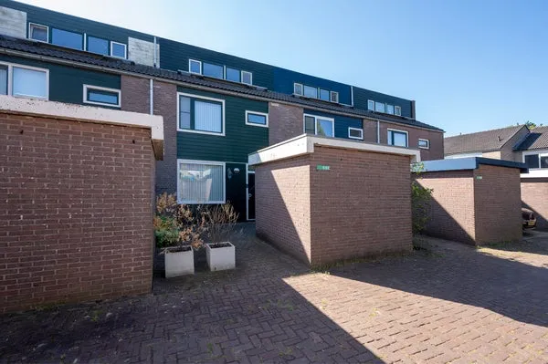 Tussenwoning te koop: Duivenkamp 698, Duivenkamp Maarssen
