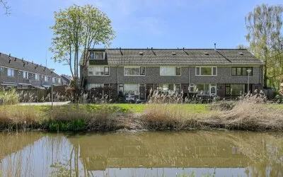 Tussenwoning te koop: Duivensteen 91, Krooswijk Zevenbergen