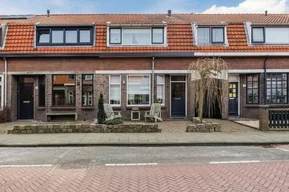 Hoekwoning te koop: Duiventorenstraat 50, Geestcomplex Naaldwijk