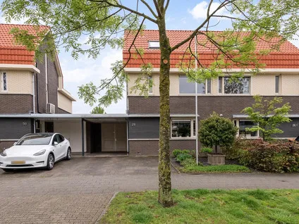 Tussenwoning te koop: Duizendpoot 28, Het Broek Hengelo