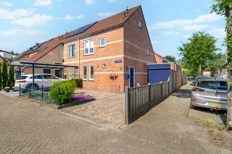 Corner house for sale: Dukaatstraat 2, Daalmeer-Noordwest Alkmaar