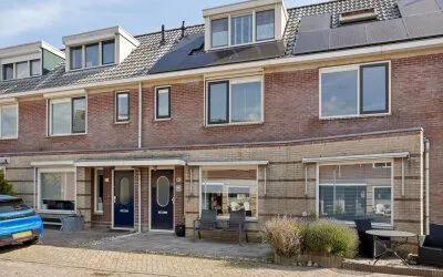 Tussenwoning te koop: Duke Ellingtonhof 40, Kersenboogerd-Zuid - Buurt 33 03 Hoorn